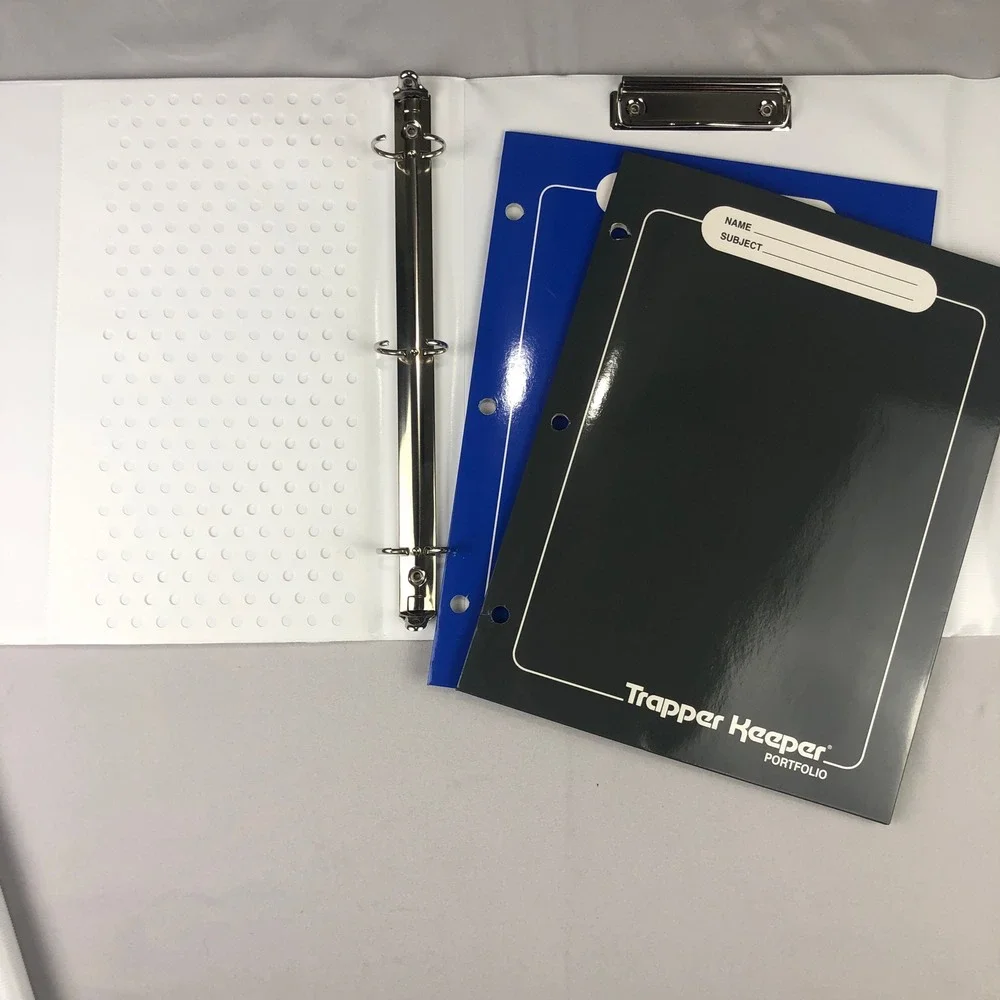 NEW Mead Trapper Keeper Red 3 Ring Portfolio Binder Notebook 2 Folders Pocket